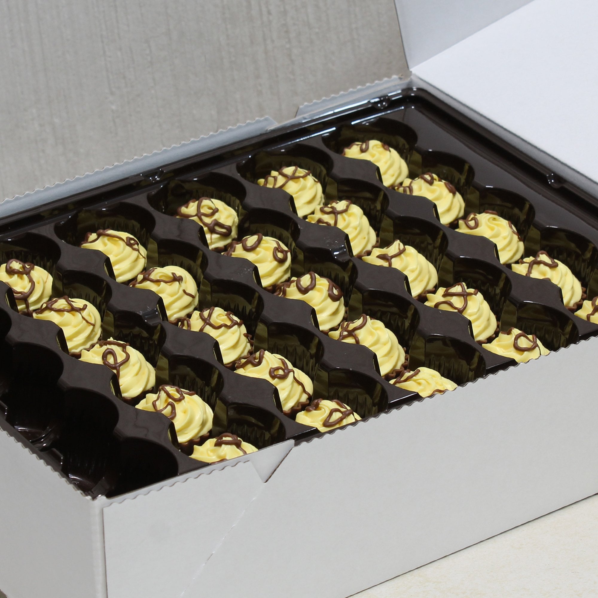 LEMON CUPCAKE CHOCOLATES - OVER STOCK