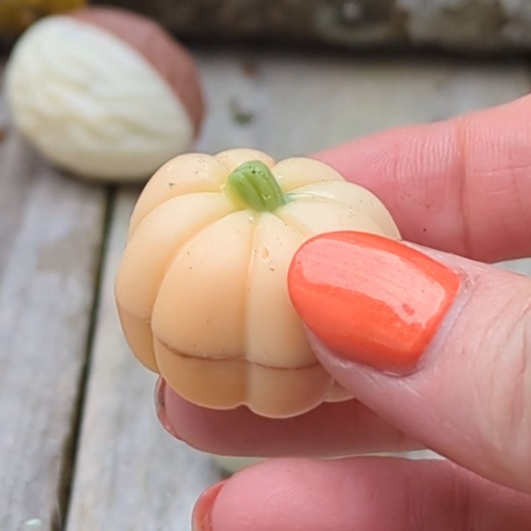 CHOCOLATE PRALINE PUMPKINS