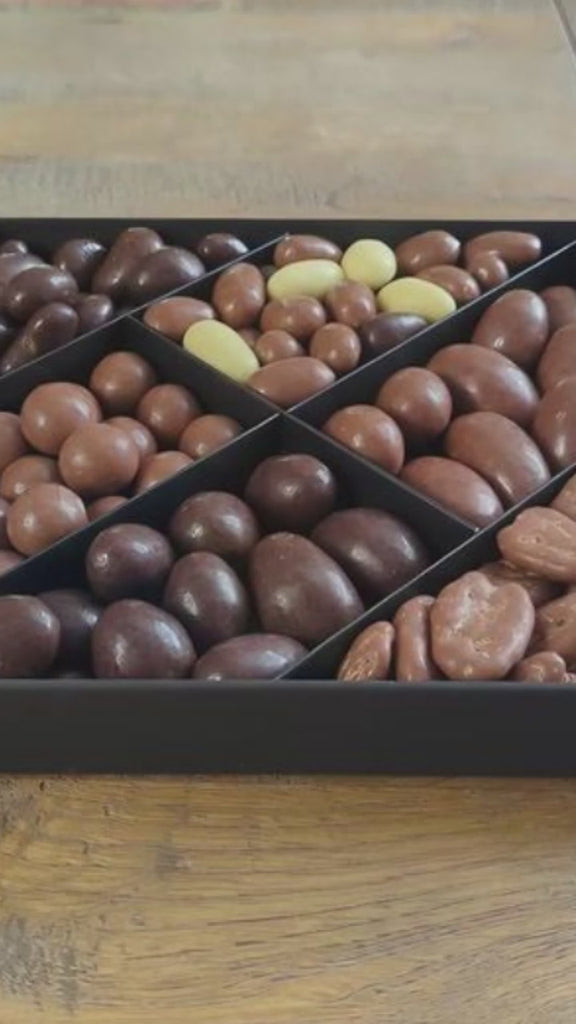 CHOCOLATE NUT PLATTER UNBOXING