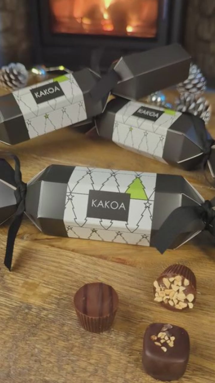 VEGAN CHOCOLATE CHRISTMAS CRACKER
