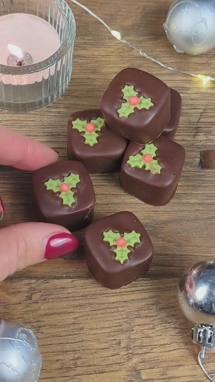 STICKY TOFFEE PUDDING VEGAN CHOCOLATES KAKOA 